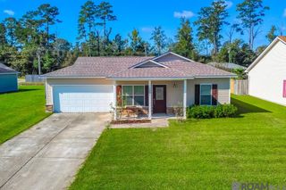 22765 Lafourche Ln, Denham Springs, LA 70726
