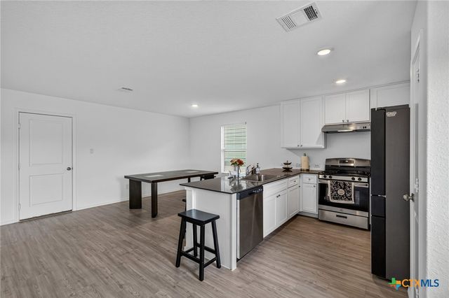 236 Kayden Court, Marion, TX 78124