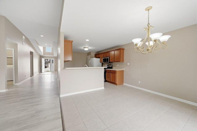 11913 W 107th Place, St. John, IN 46373