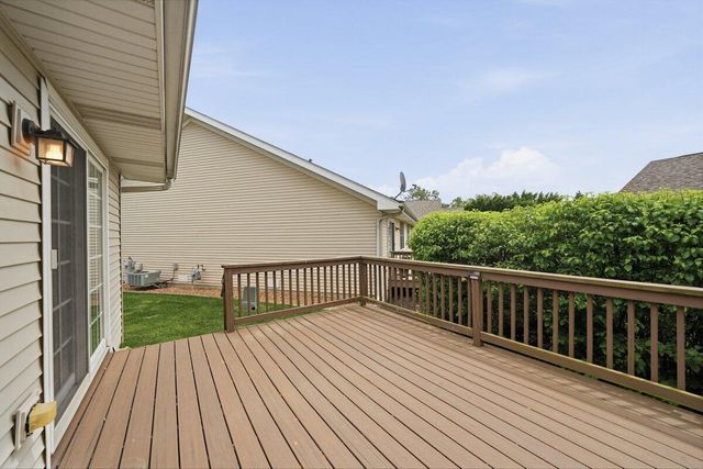 11913 W 107th Place, St. John, IN 46373