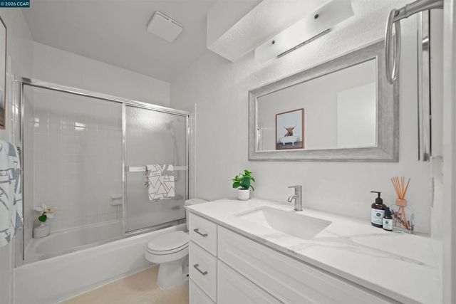 4430 Eagle Peak Rd D, Concord, CA 94521