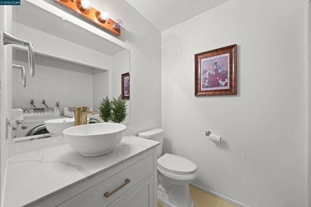 4430 Eagle Peak Rd D, Concord, CA 94521