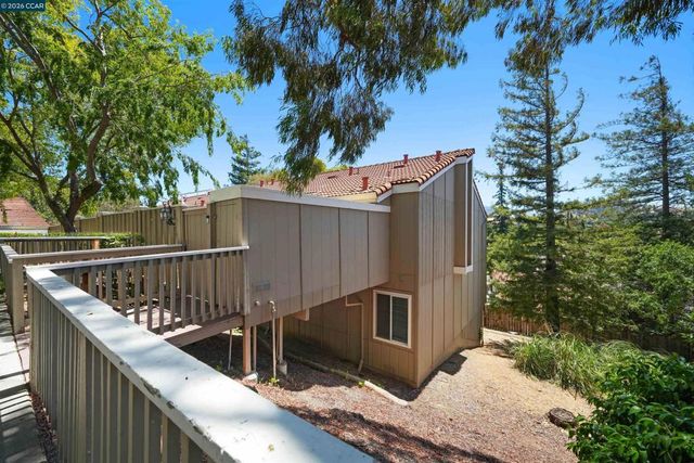 4430 Eagle Peak Rd D, Concord, CA 94521