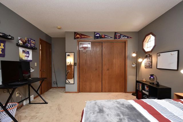 386 PLEASANT HILL DRIVE, Winona, MN 55987