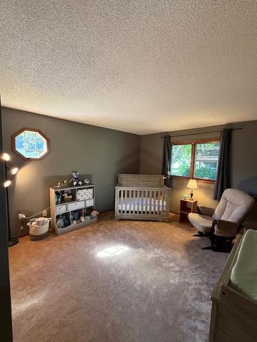 386 PLEASANT HILL DRIVE, Winona, MN 55987