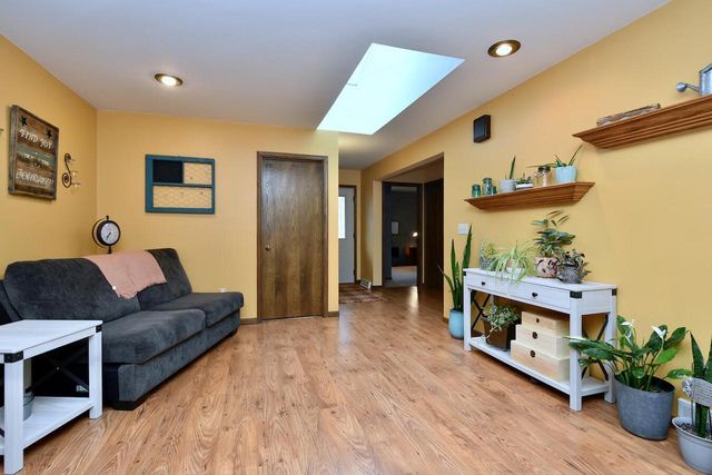 386 PLEASANT HILL DRIVE, Winona, MN 55987