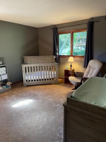 386 PLEASANT HILL DRIVE, Winona, MN 55987