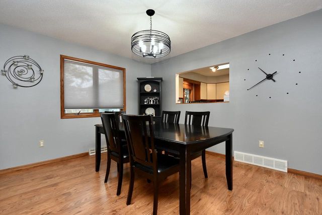 386 PLEASANT HILL DRIVE, Winona, MN 55987