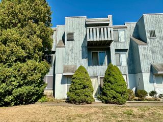 4 Birch Lane F, East Haven, CT 06513