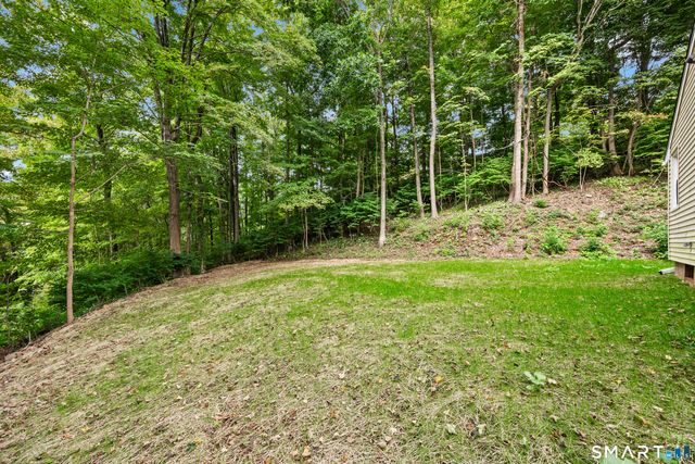 30 Mountain View Terrace, North Branford, CT 06513