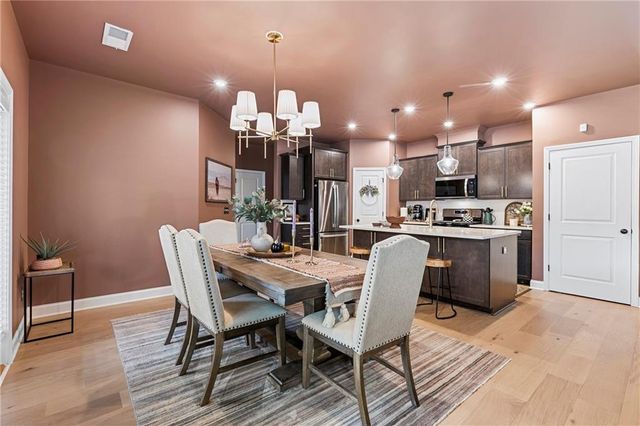 5070 Sierra Creek Drive, Hoschton, GA 30548