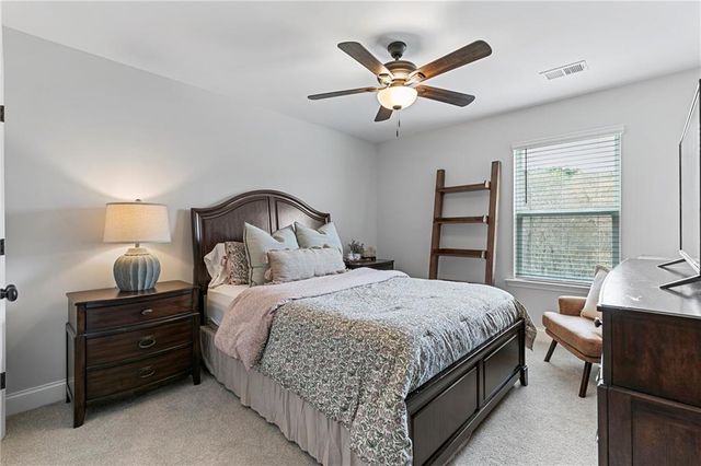 5070 Sierra Creek Drive, Hoschton, GA 30548