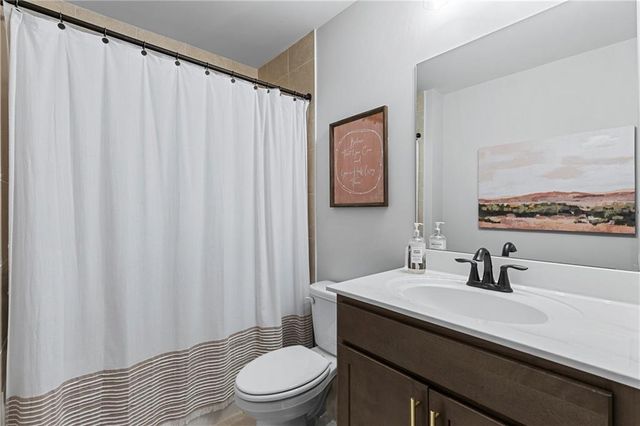 5070 Sierra Creek Drive, Hoschton, GA 30548