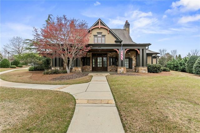 5070 Sierra Creek Drive, Hoschton, GA 30548