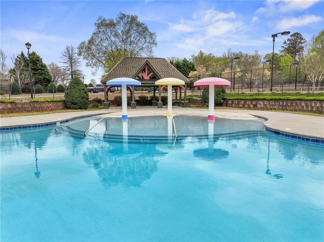 5070 Sierra Creek Drive, Hoschton, GA 30548