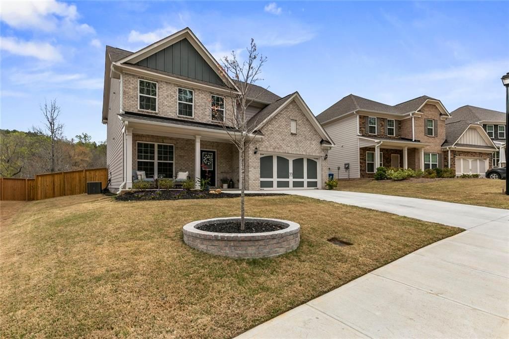 5070 Sierra Creek Drive, Hoschton, GA 30548