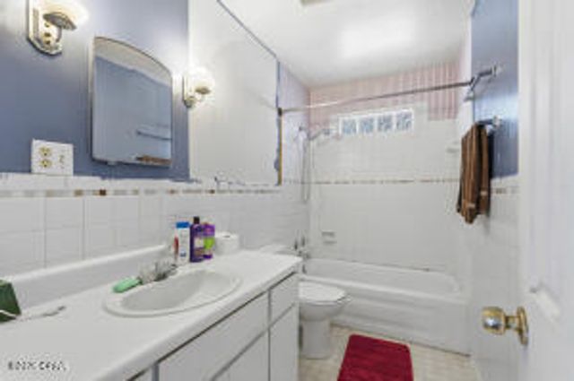 138 SE Chicago Avenue, Fort Walton Beach, FL 32548