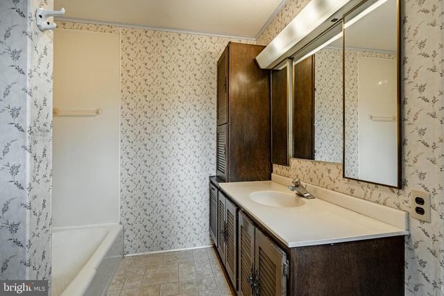 489 FAGGS MANOR RD, Cochranville, PA 19330