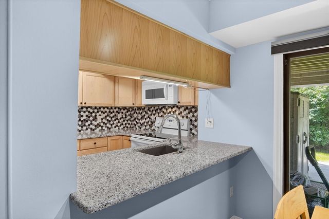 350 Briarcrest Drive 158, Ann Arbor, MI 48104