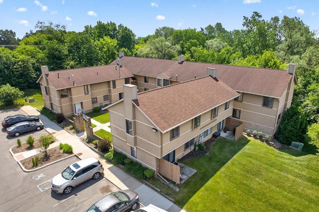 350 Briarcrest Drive 158, Ann Arbor, MI 48104