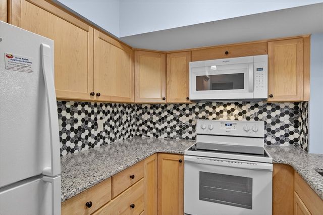 350 Briarcrest Drive 158, Ann Arbor, MI 48104