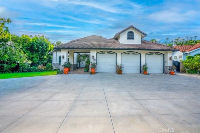 12831 Fairhaven Extention, Santa Ana, CA 92705