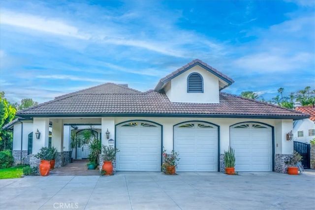 12831 Fairhaven Extention, Santa Ana, CA 92705