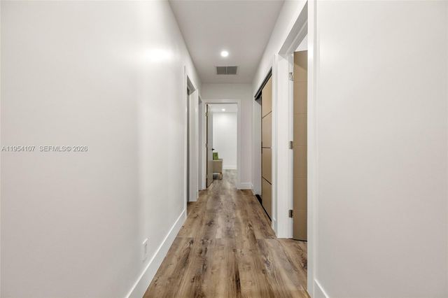 3910 NE 27th Ter, Lighthouse Point, FL 33064