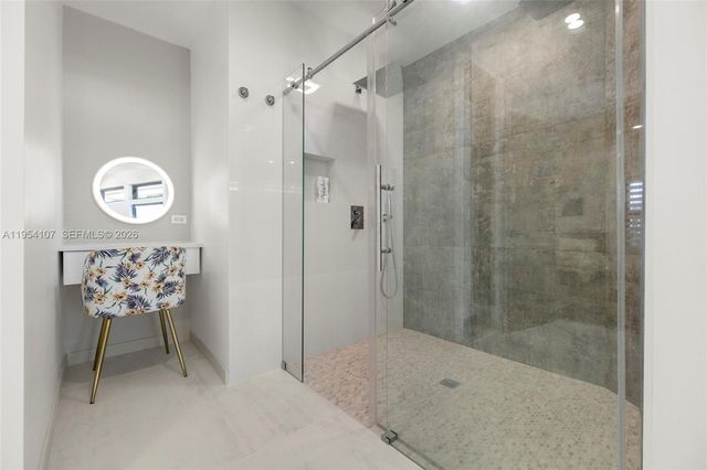 3910 NE 27th Ter, Lighthouse Point, FL 33064