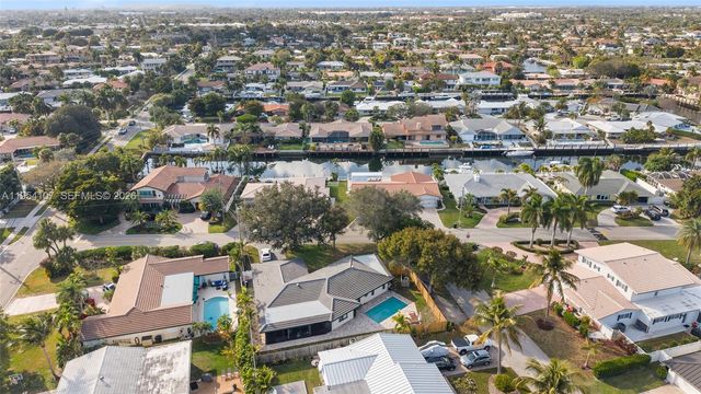 3910 NE 27th Ter, Lighthouse Point, FL 33064