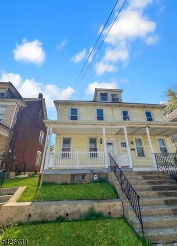 366 Thomas St, Phillipsburg Town, NJ 08865