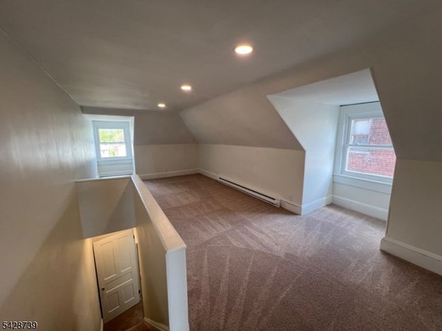366 Thomas St, Phillipsburg Town, NJ 08865