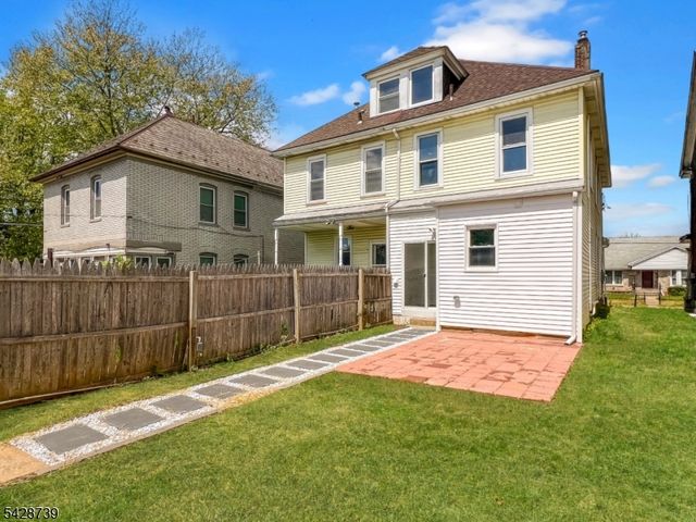 366 Thomas St, Phillipsburg Town, NJ 08865