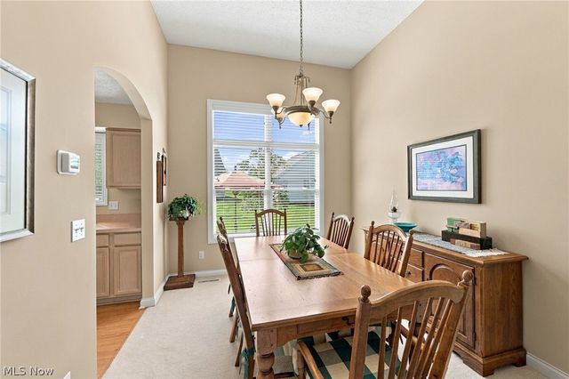 10262 Wildflower Way, Broadview Heights, OH 44147