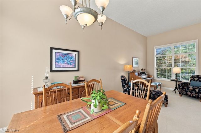 10262 Wildflower Way, Broadview Heights, OH 44147