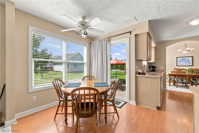 10262 Wildflower Way, Broadview Heights, OH 44147
