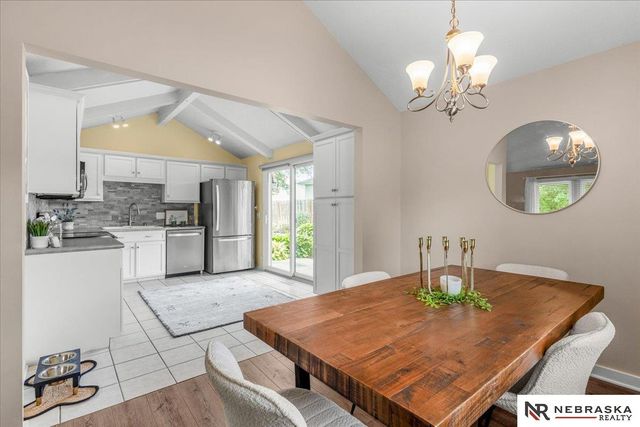 2527 N 131st Circle, Omaha, NE 68164