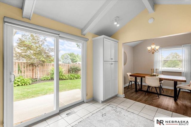 2527 N 131st Circle, Omaha, NE 68164