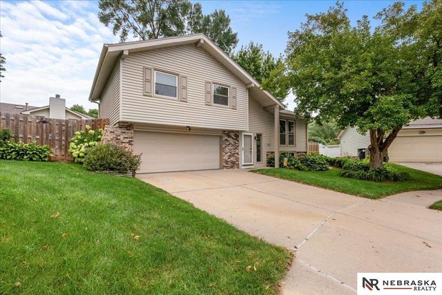 2527 N 131st Circle, Omaha, NE 68164