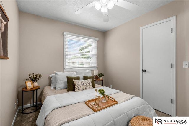2527 N 131st Circle, Omaha, NE 68164