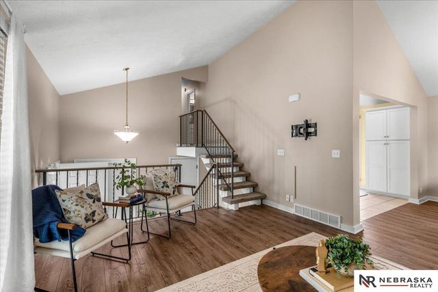2527 N 131st Circle, Omaha, NE 68164