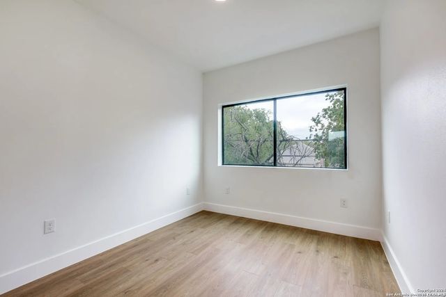 531 Essex St Unit 202, San Antonio, TX 78210