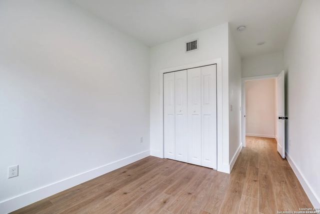 531 Essex St Unit 202, San Antonio, TX 78210