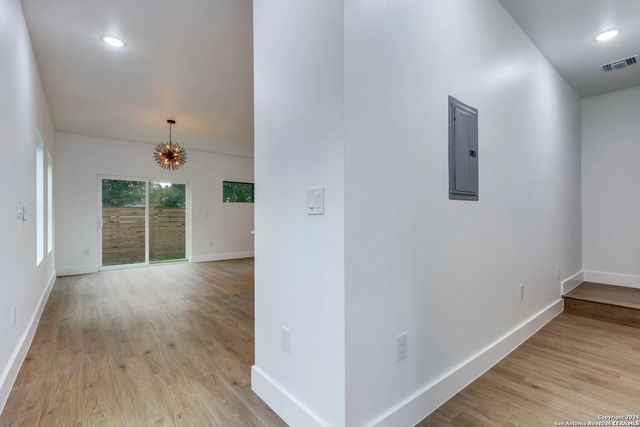 531 Essex St Unit 202, San Antonio, TX 78210