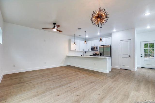 531 Essex St Unit 202, San Antonio, TX 78210