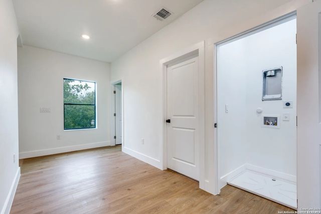 531 Essex St Unit 202, San Antonio, TX 78210