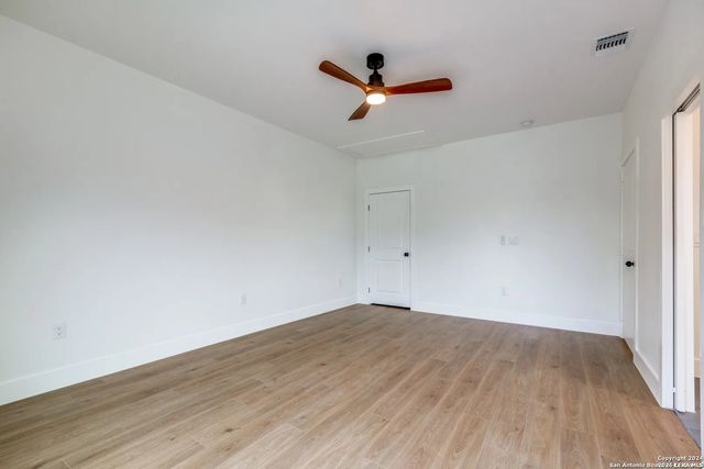 531 Essex St Unit 202, San Antonio, TX 78210