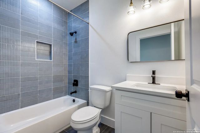 531 Essex St Unit 202, San Antonio, TX 78210