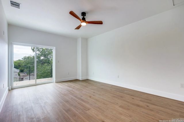 531 Essex St Unit 202, San Antonio, TX 78210