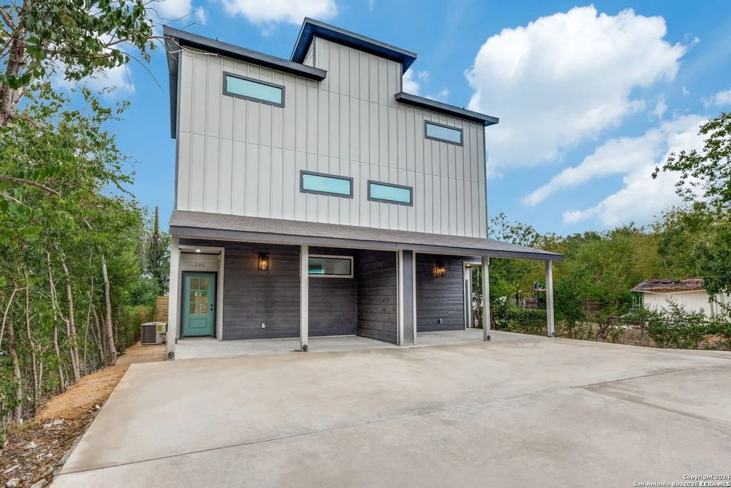 531 Essex St Unit 202, San Antonio, TX 78210